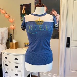 Queen Graphic Tee